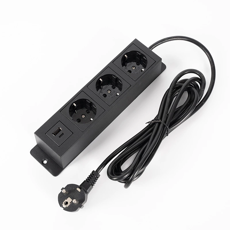 Eu Mounted On Power Strip with 3 Power 1 USB-A and 1 USB-C